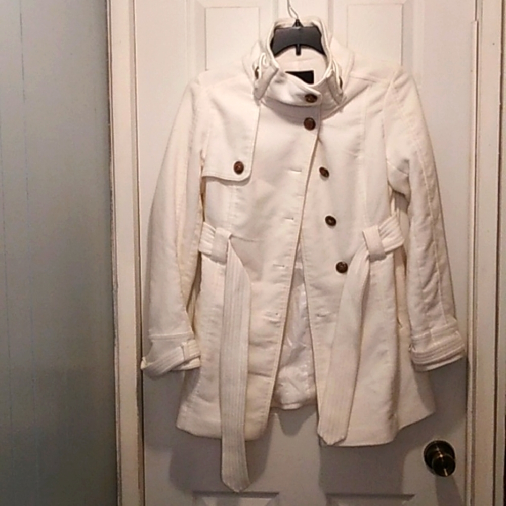 Ladies white fleece Coat,  Sz Medium